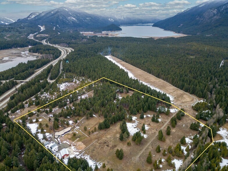 180 Silver Ridge Ranch Rd, Easton, WA à vendre - Photo du bâtiment - Image 2 de 62