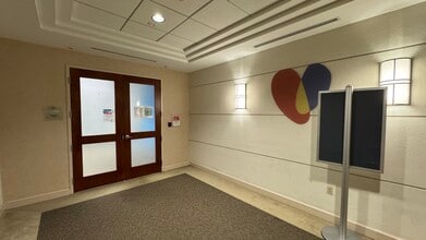 1550 Sawgrass Corporate Pky, Sunrise, FL à louer Photo du bâtiment- Image 1 de 43