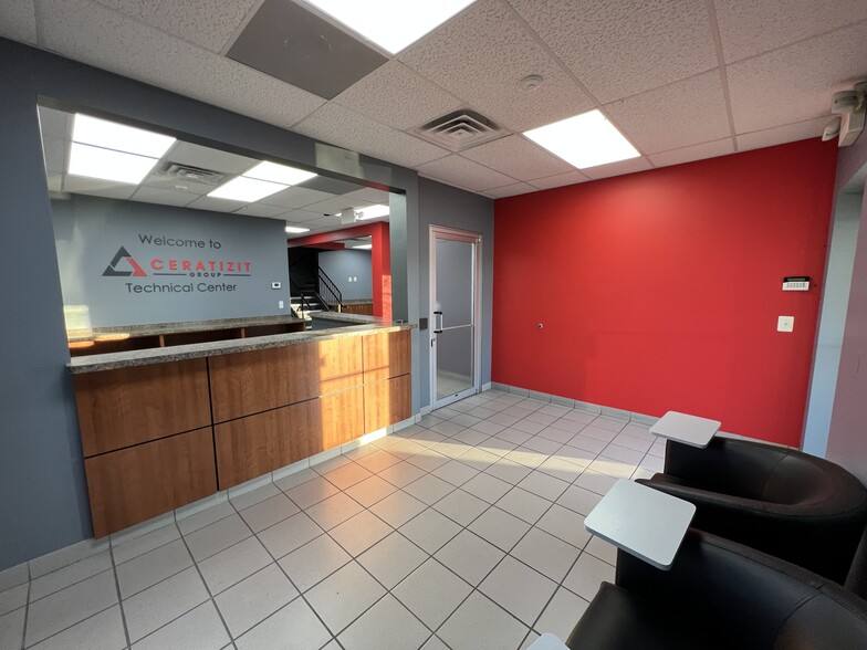 Dispensary/Processing/Industrial space, Warren, MI for lease - Building Photo - Image 2 of 10