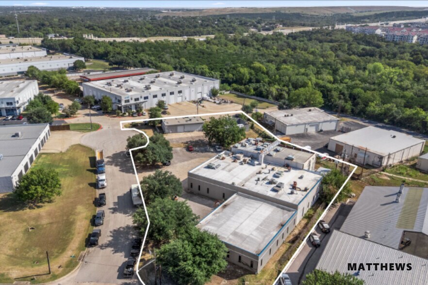 8107 Altoga Dr, Austin, TX à louer - Photo du bâtiment - Image 1 de 5