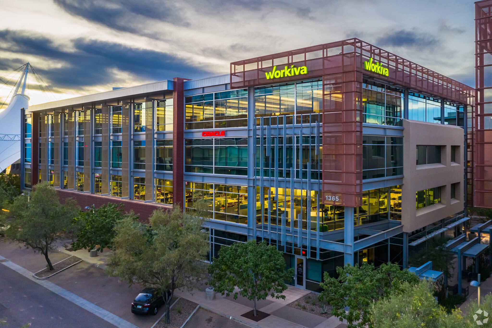 1365 N Scottsdale Rd, Scottsdale, AZ à louer Photo du bâtiment- Image 1 de 11