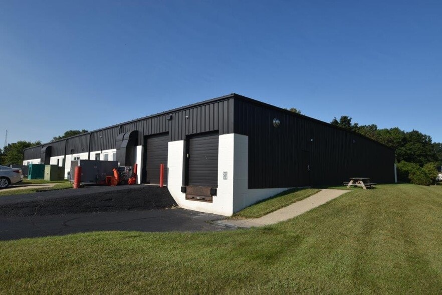 1100 Baker Rd, Dexter, MI for lease - Building Photo - Image 2 of 2