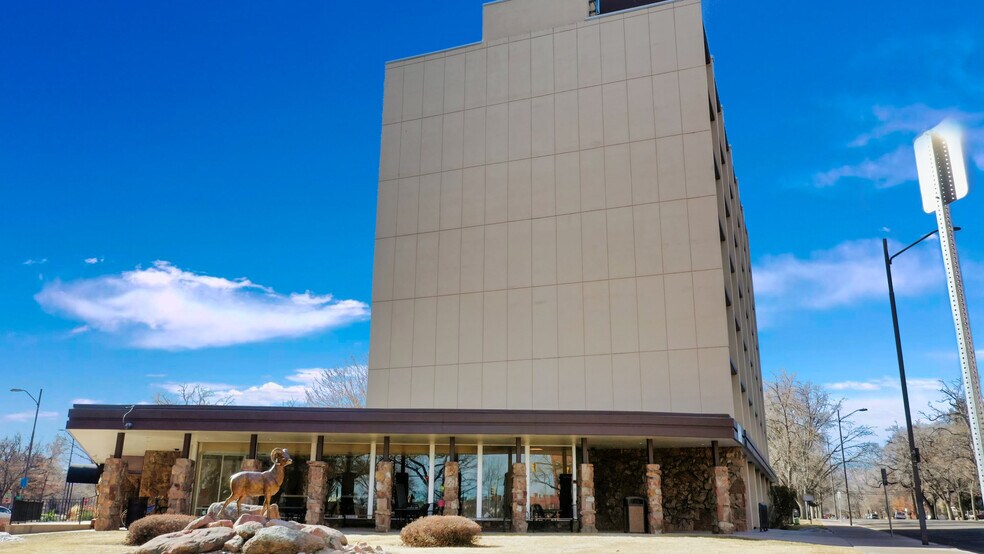 211 Canyon Ave, Fort Collins, CO à vendre - Photo du bâtiment - Image 3 de 24