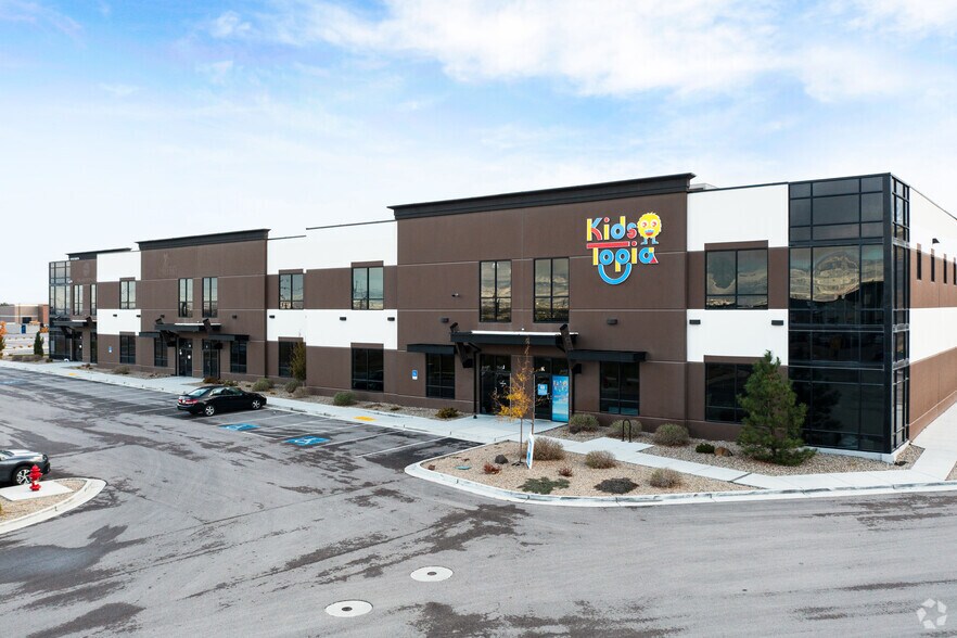 Rockwell Ridge Business Park portefeuille de 2 propriétés à vendre sur LoopNet.ca - Photo du bâtiment - Image 2 de 15