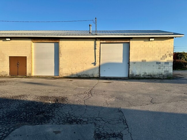More details for 670 Development Dr, Kingston, ON - Industrial for Lease