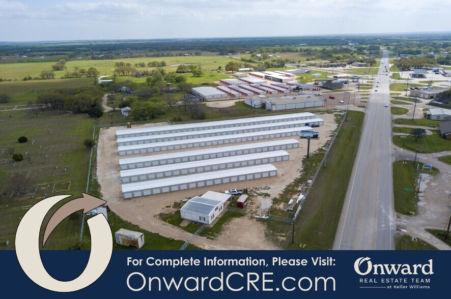 605 Bosque, Whitney, TX à vendre - Photo du bâtiment - Image 2 de 14