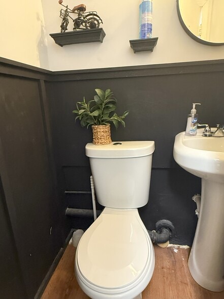 856 Ali Baba Ave, Opa Locka, FL for sale - Interior Photo - Image 3 of 10