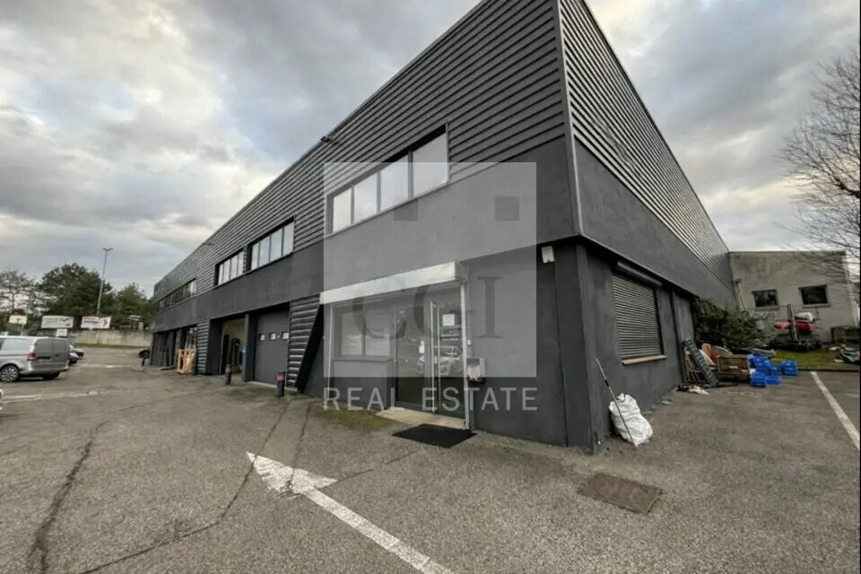 Flex dans Dardilly à louer Photo du bâtiment- Image 1 de 13