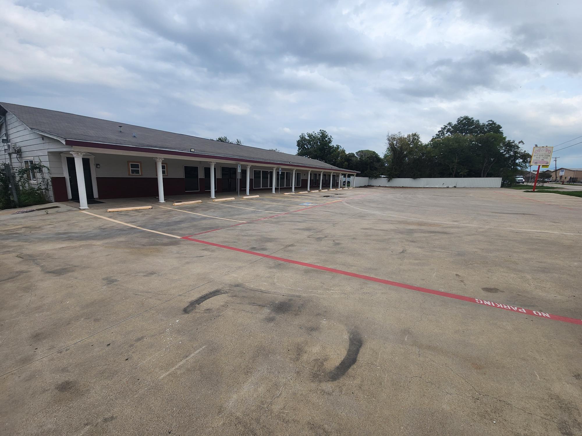 732 W Kennedale Pky, Kennedale, TX for lease Building Photo- Image 1 of 13