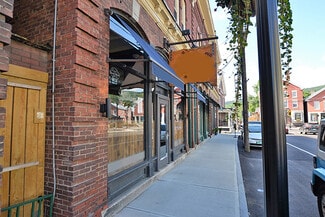 More details for 13 Stowe St, Waterbury, VT - Retail for Sale