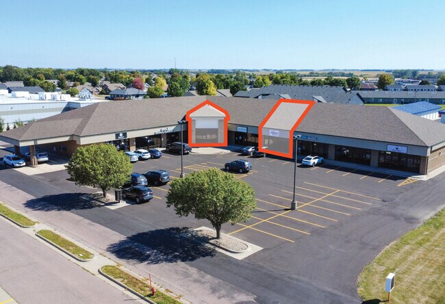 Plus de détails pour 220 S Cliff Ave, Harrisburg, SD - Bureau, Bureau/Commerce de détail à louer