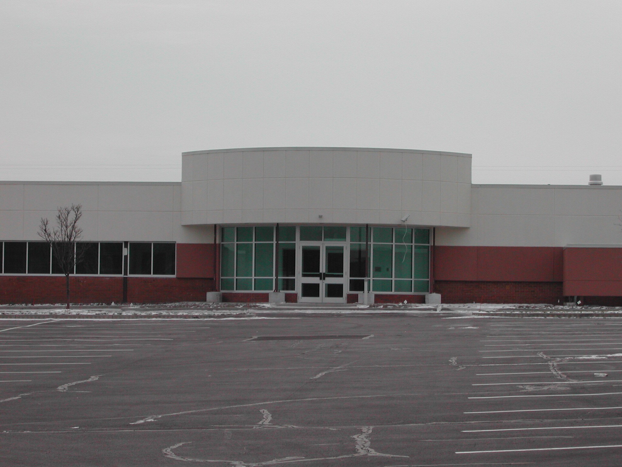 4800 E 131st St, Garfield Heights, OH for lease Building Photo- Image 1 of 2
