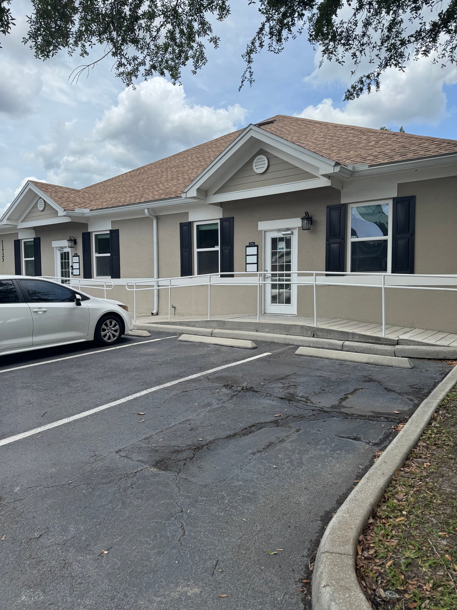 11723 Orpington St, Orlando, FL for lease Interior Photo- Image 1 of 9