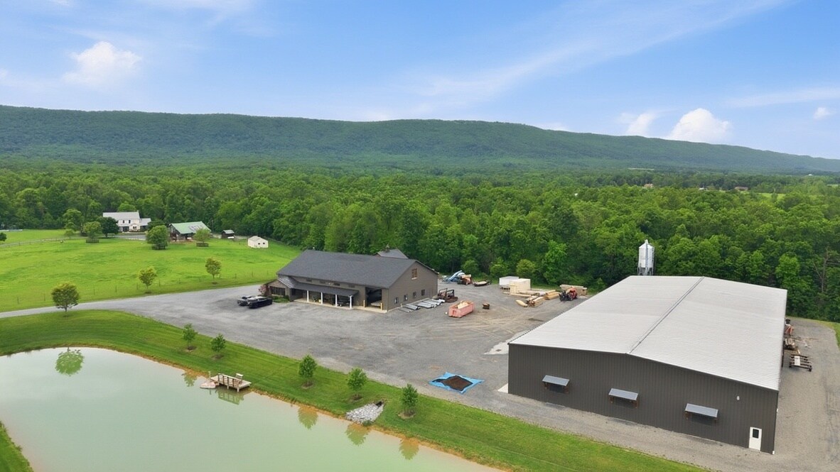 1655 Mountain Rd, Newburg, PA à vendre Photo du bâtiment- Image 1 de 9