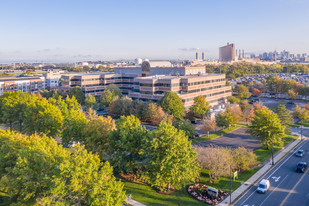 One Cabot Road Laboratory - Science de la vie