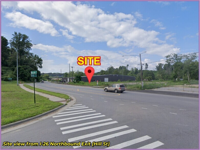 452 Riverside Dr, Asheville, NC à louer - Photo du bâtiment - Image 2 de 4