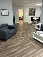 5300-5350 W Hillsboro Blvd, Coconut Creek, FL à louer Photo intérieure- Image 1 de 4