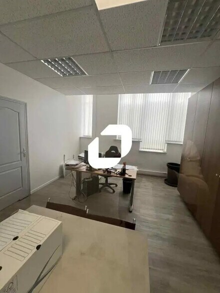 Office in Lille for sale - Interior Photo - Image 3 of 12