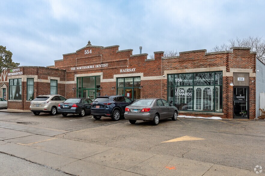 554 Green Bay Rd, Kenilworth, IL à louer - Photo principale - Image 1 de 4