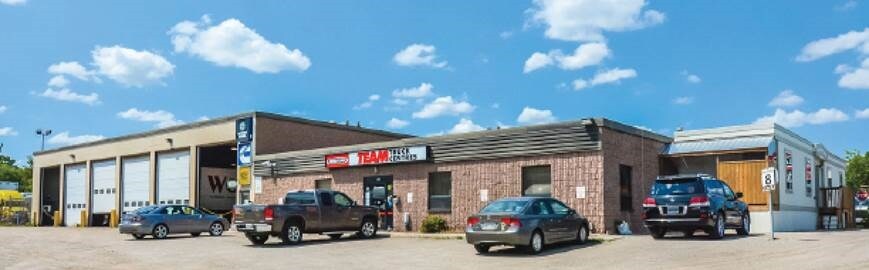 599 Wabanaki Dr, Kitchener, ON à vendre Photo du bâtiment- Image 1 de 1