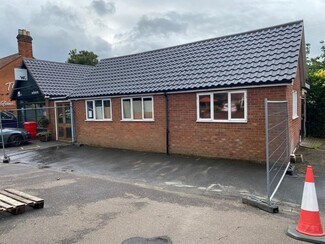 Plus de détails pour 4 Drayton High Rd, Norwich - Commerce de détail à louer