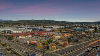 Plus de détails pour 4030-4120 N Harbor Blvd, Fullerton, CA - Commerce de détail à louer