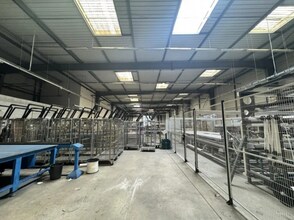 Industrial in La Courneuve for lease Interior Photo- Image 2 of 5