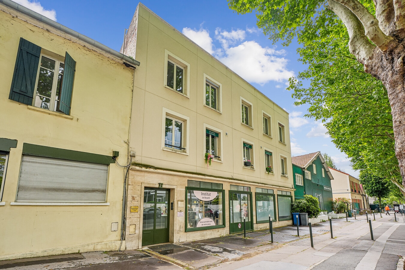21 Boulevard Du Parc, Neuilly-sur-Seine, HDS 92200 -  -  - Interior Photo - Image 1 of 14