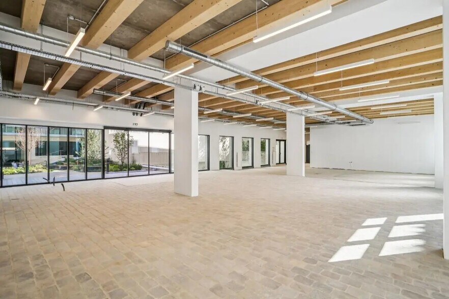 36 Rue Du Chemin Vert, Paris à louer - Photo du bâtiment - Image 2 de 37