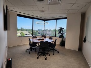 4200 E Skelly Dr, Tulsa, OK à louer Photo intérieure- Image 2 de 8