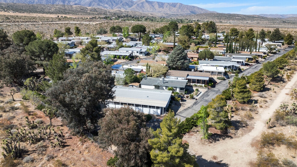 16754 E Avenue X, Llano, CA for sale - Building Photo - Image 2 of 4