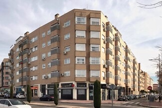 Plus de détails pour Avenida de Ronda, 81, Parla - Commerce de détail à louer