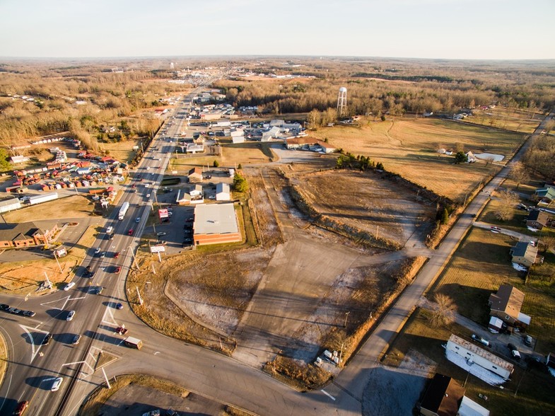 1900 Highway 46 S, Dickson, TN à vendre - Photo du b timent - Image 2 de 8