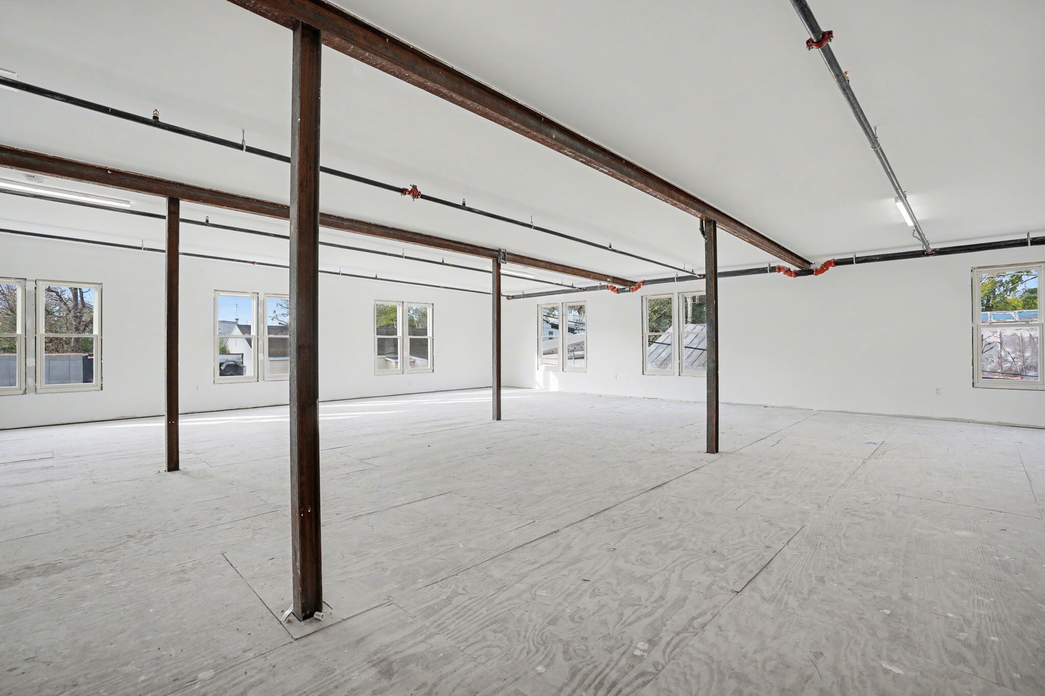 2517 Bull St, Savannah, GA for lease Interior Photo- Image 1 of 3