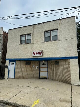 Plus de détails pour 1015 Saville Ave, Crum Lynne, PA - Commerce de détail à vendre