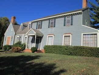 Plus de détails pour 2305 Commonwealth Dr, Charlottesville, VA - Bureau à vendre