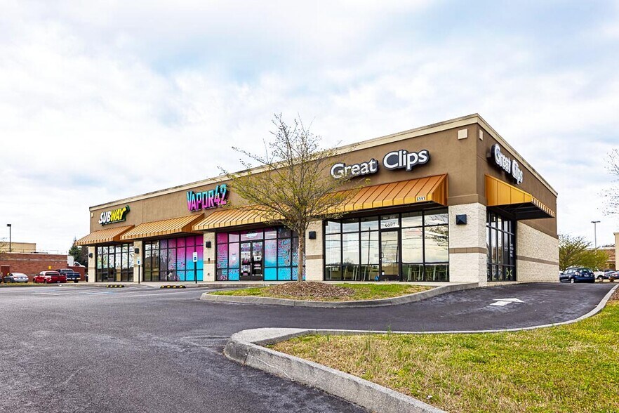 6591 Bristol Hwy, Piney Flats, TN à louer - Photo du bâtiment - Image 3 de 4