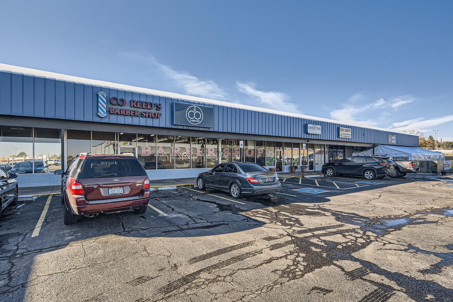 7700-7893 W Jewell Ave, Lakewood, CO for lease - Building Photo - Image 3 of 5