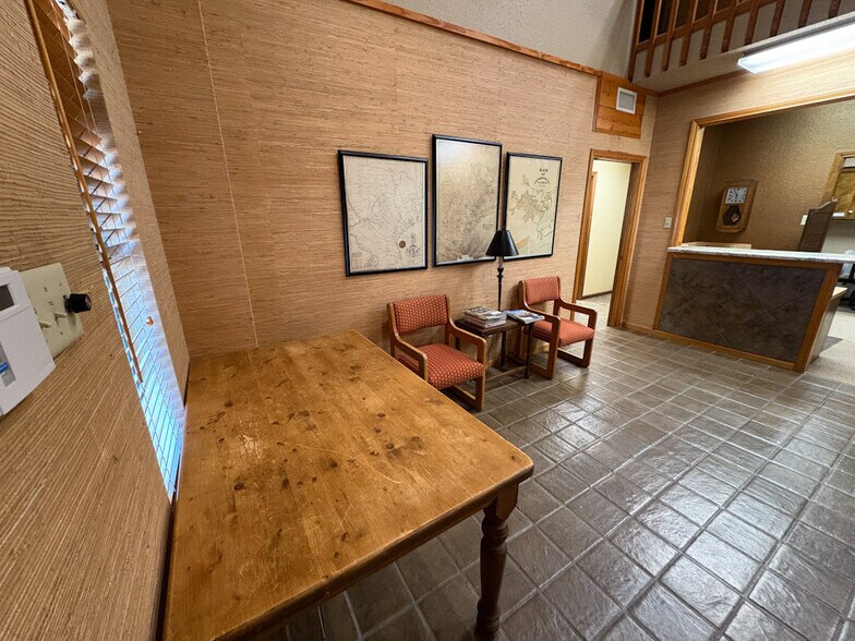 12192 Tx-62, Orange, TX à vendre - Photo du bâtiment - Image 3 de 17