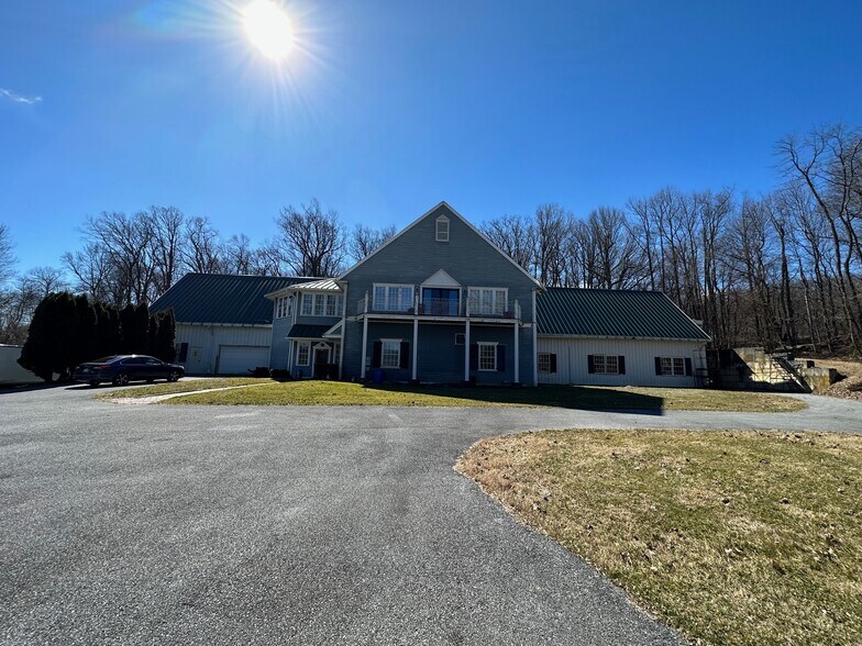 2 Brewery, Elverson, PA à vendre - Photo du bâtiment - Image 2 de 16