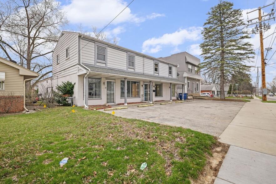 5532 Douglas Rd, Toledo, OH for sale - Building Photo - Image 2 of 21