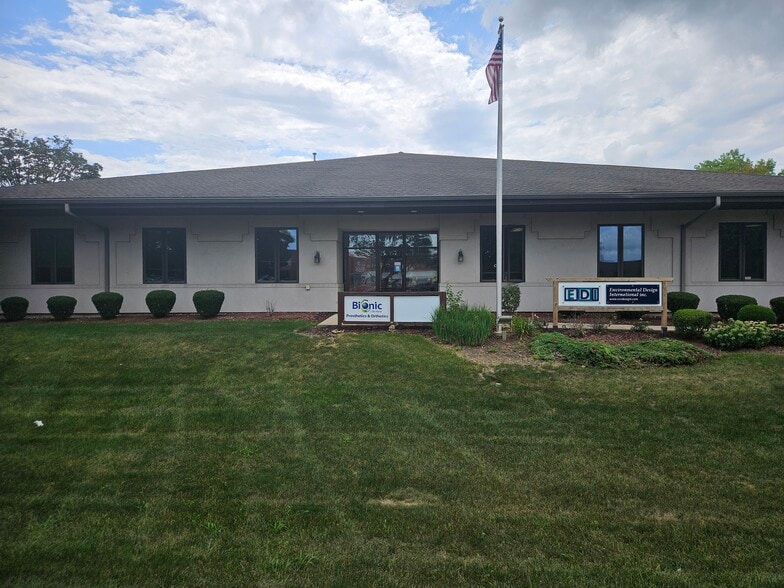 3230 Executive Dr, Joliet, IL for sale - Building Photo - Image 3 of 23