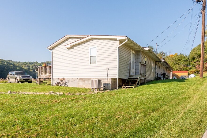 1165 N Independence Ave, Independence, VA à vendre - Photo du bâtiment - Image 3 de 10