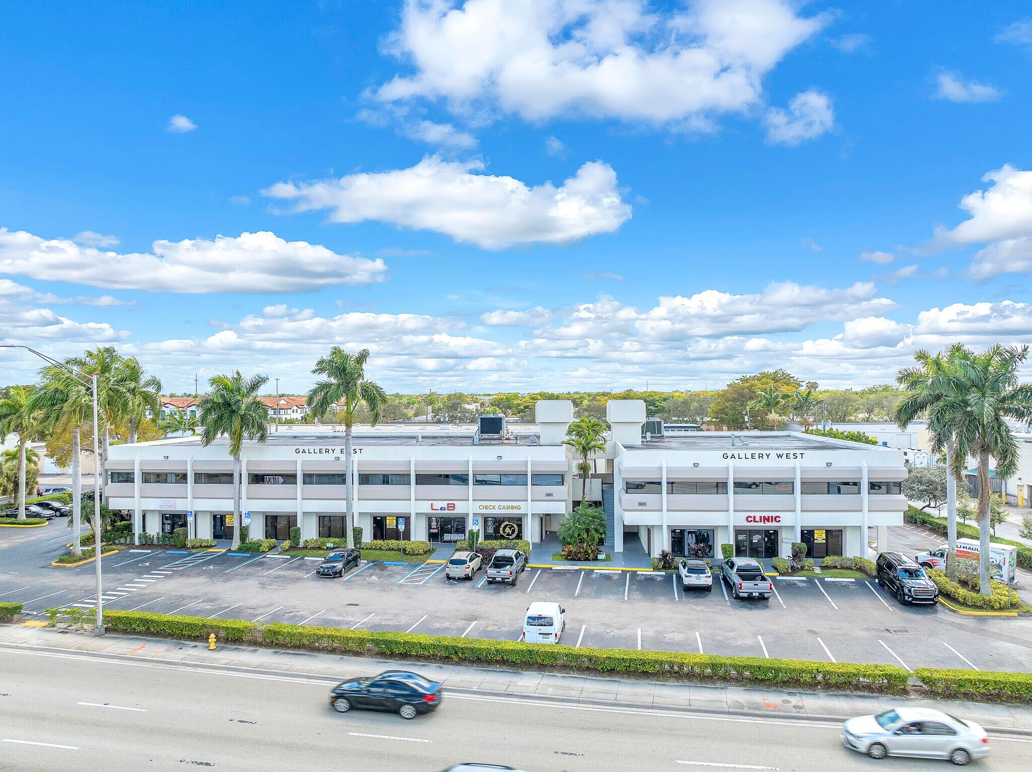 3900 W Commercial Blvd, Fort Lauderdale, FL à louer Photo du bâtiment- Image 1 de 34