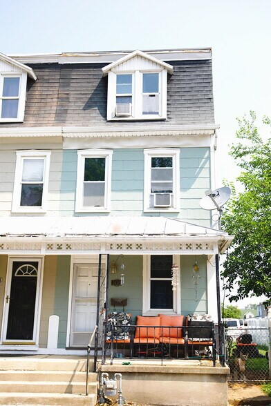 1609 Stanton St, West York, PA à vendre - Photo principale - Image 1 de 1