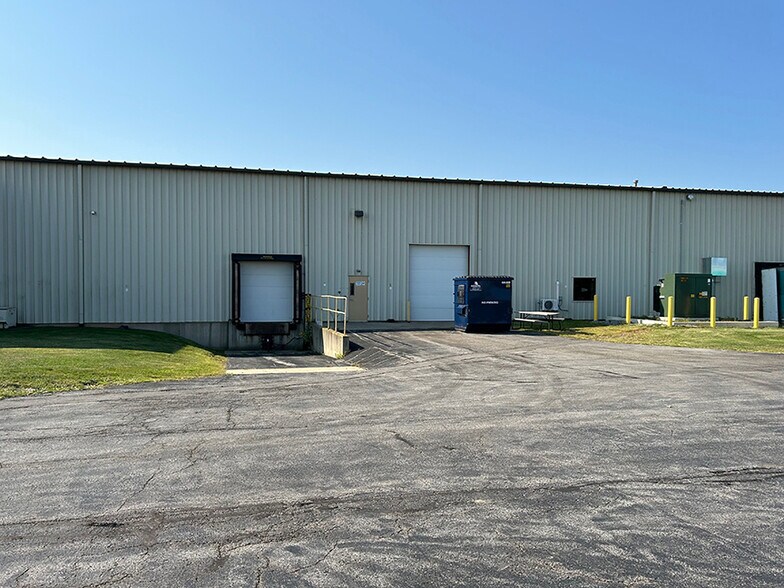 6351 Inducon Dr E, Sanborn, NY à vendre - Photo du bâtiment - Image 3 de 15