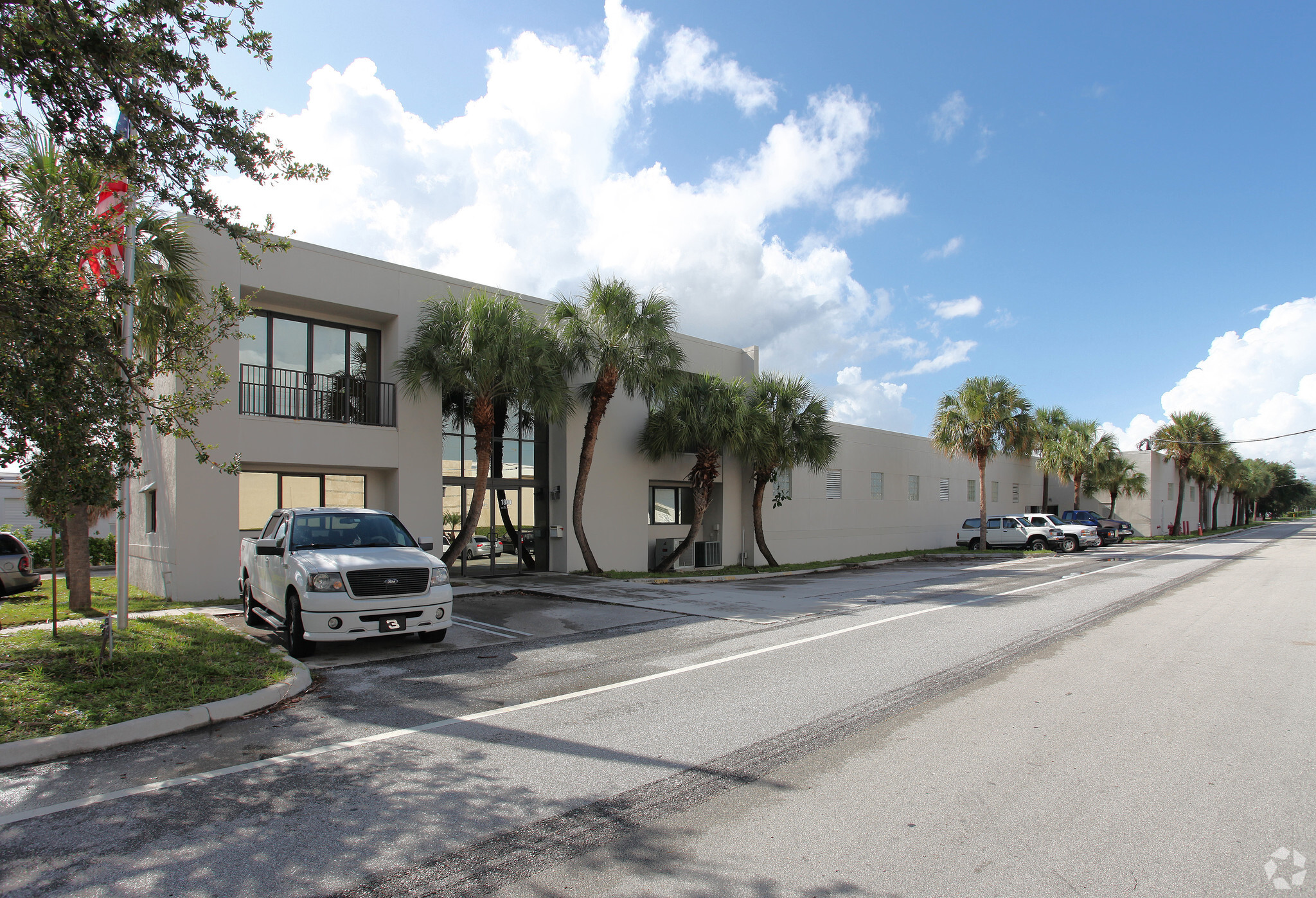 1800 NW 1st Ct, Boca Raton, FL for sale Primary Photo- Image 1 of 1