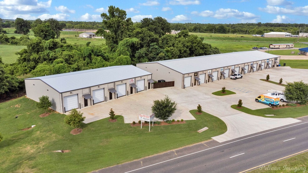 9275 Youree Dr, Shreveport, LA for lease - Building Photo - Image 1 of 12