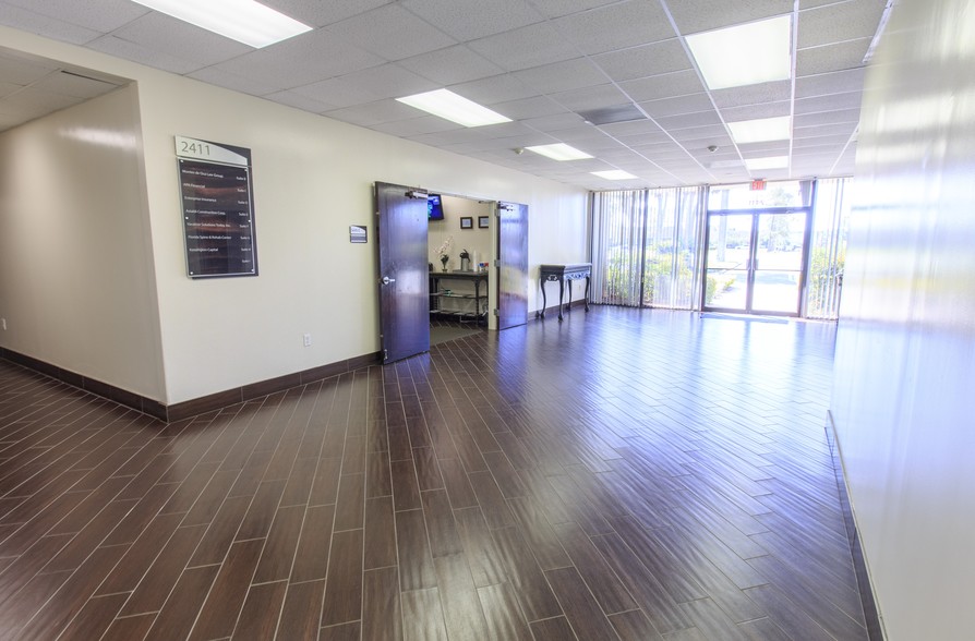 2411 Sand Lake Rd, Orlando, FL for lease - Lobby - Image 3 of 37