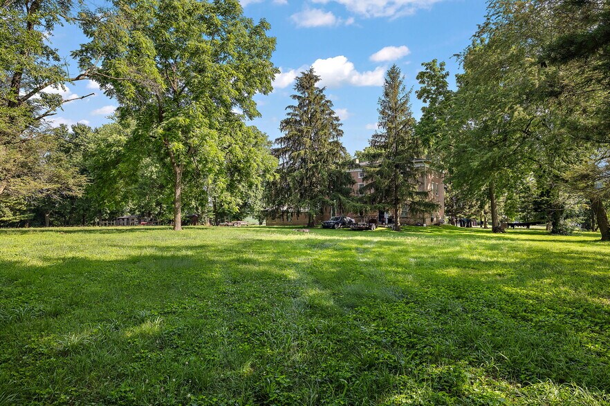 2195 Gap Newport Pike, Cochranville, PA à vendre - Photo du bâtiment - Image 2 de 9